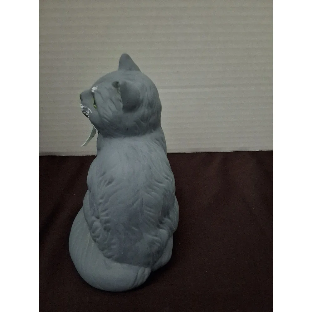 Hand Painted Ceramic Gray Cat With Bow. 6